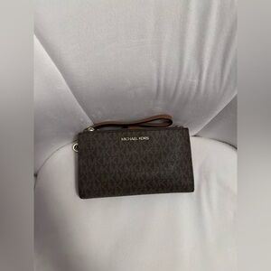 Michael Kors Wristlet/ Phone holder